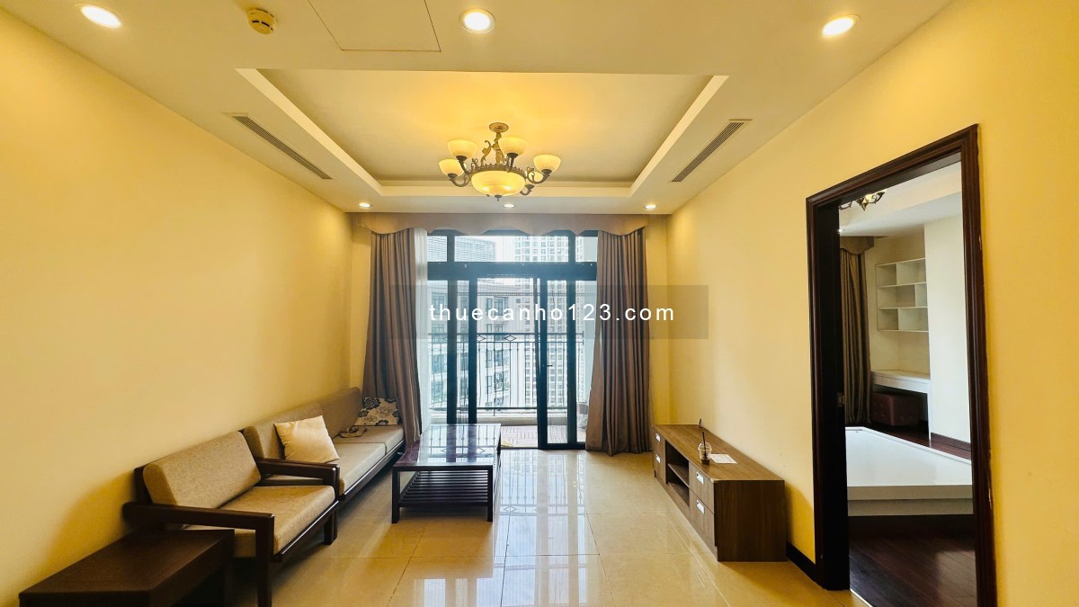 Cho thuê căn hộ Royal City tòa R5, 105m, 2PN2WC, ban công Đông Bắc, giá 17tr/tháng