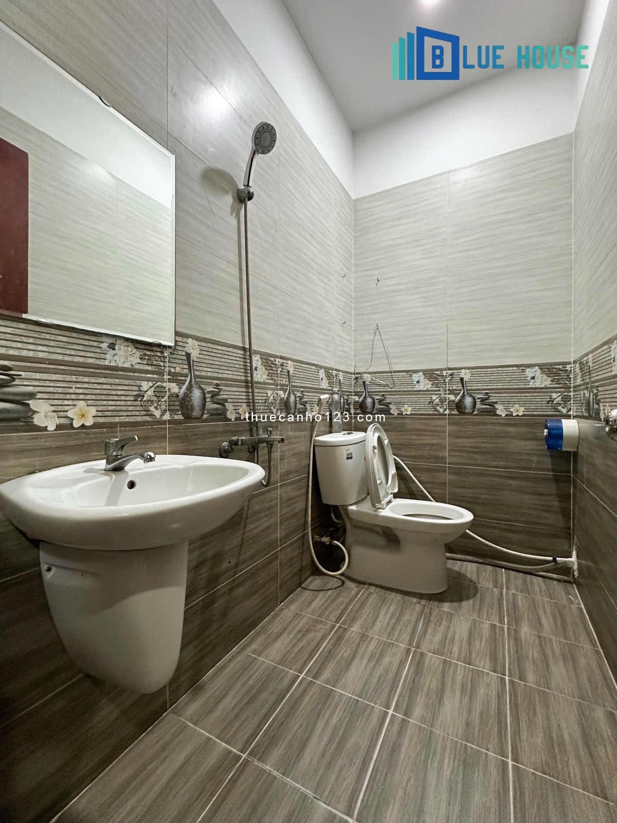 Phòng full nội thất Tân Bình ngay khu Etown