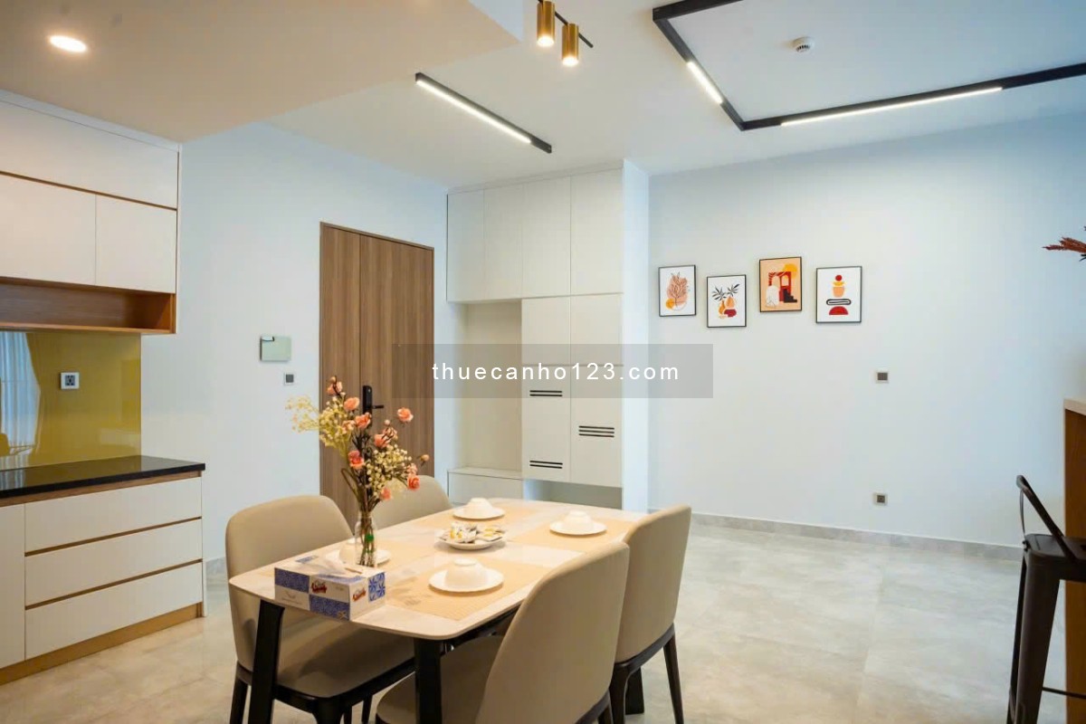 Cho thuê Midtown M8 3PN, căn góc, 135m2, giá 40tr/tháng, nhà full nội thất cao cấp. dọn vào ở liền