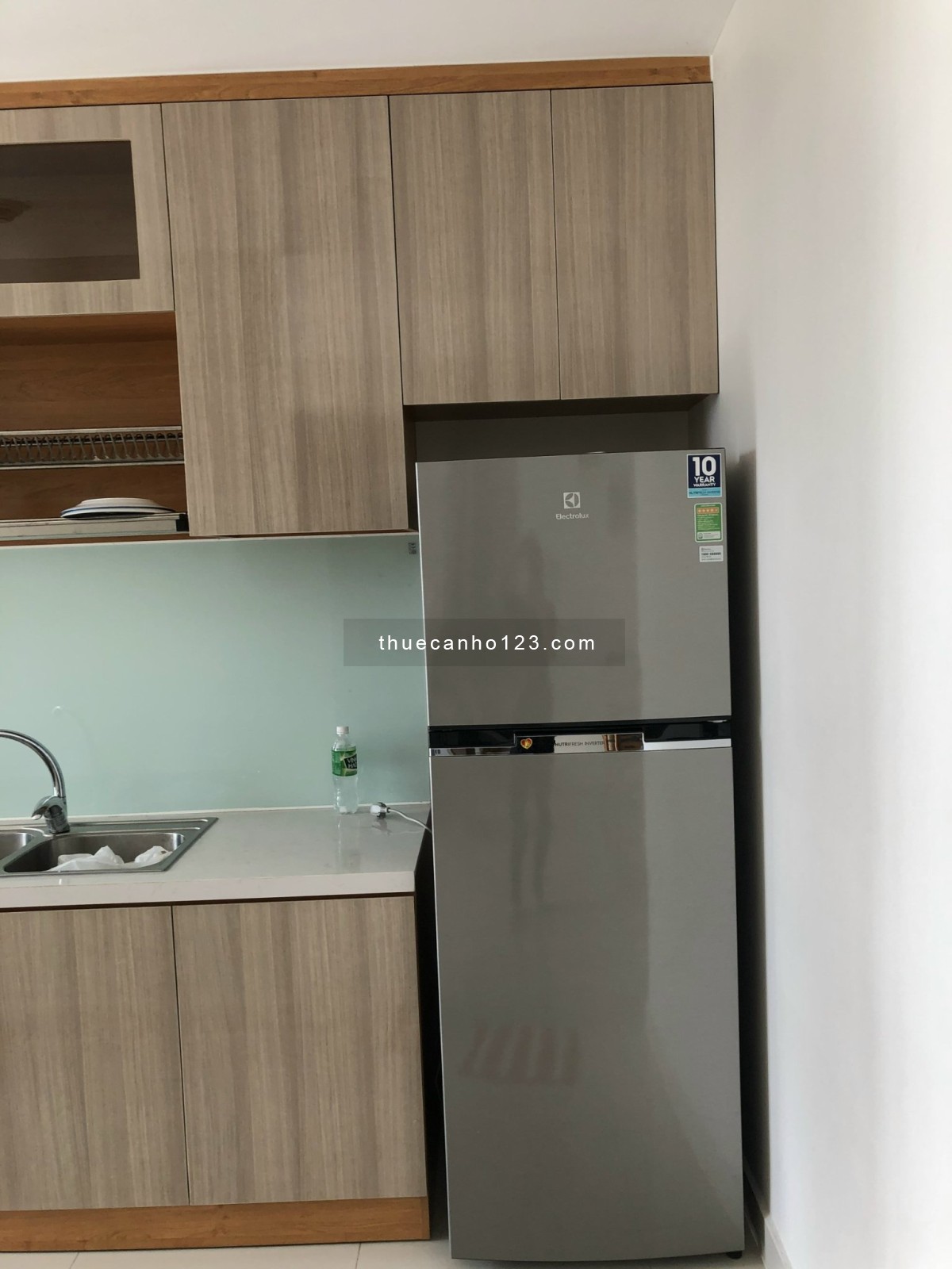 Cho thuê căn hộ chung cư Melody 74m2 2pn 2wc full nội thất giá 11tr/tháng