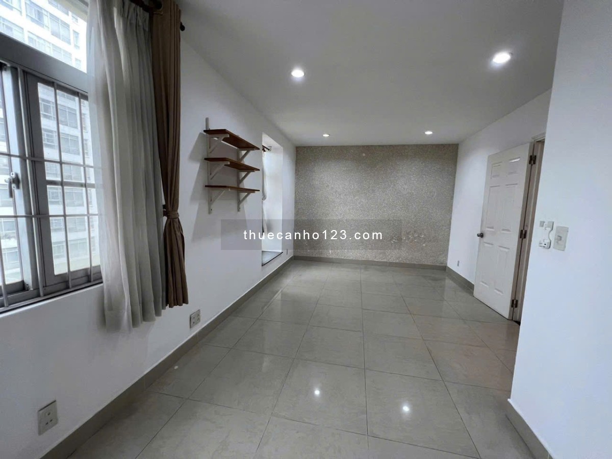 Cho Thuê Căn Hộ Có Ít Nội Thất Dành Cho Bạn Nào Muốn Decor Riêng. Giá Chỉ 13 Triệu!!!!