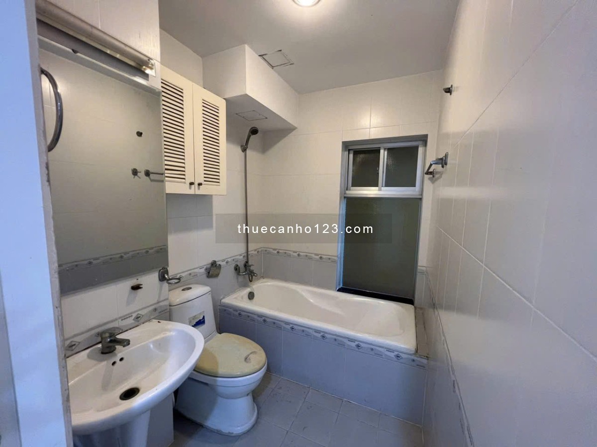 Cho Thuê Căn Hộ Có Ít Nội Thất Dành Cho Bạn Nào Muốn Decor Riêng. Giá Chỉ 13 Triệu!!!!