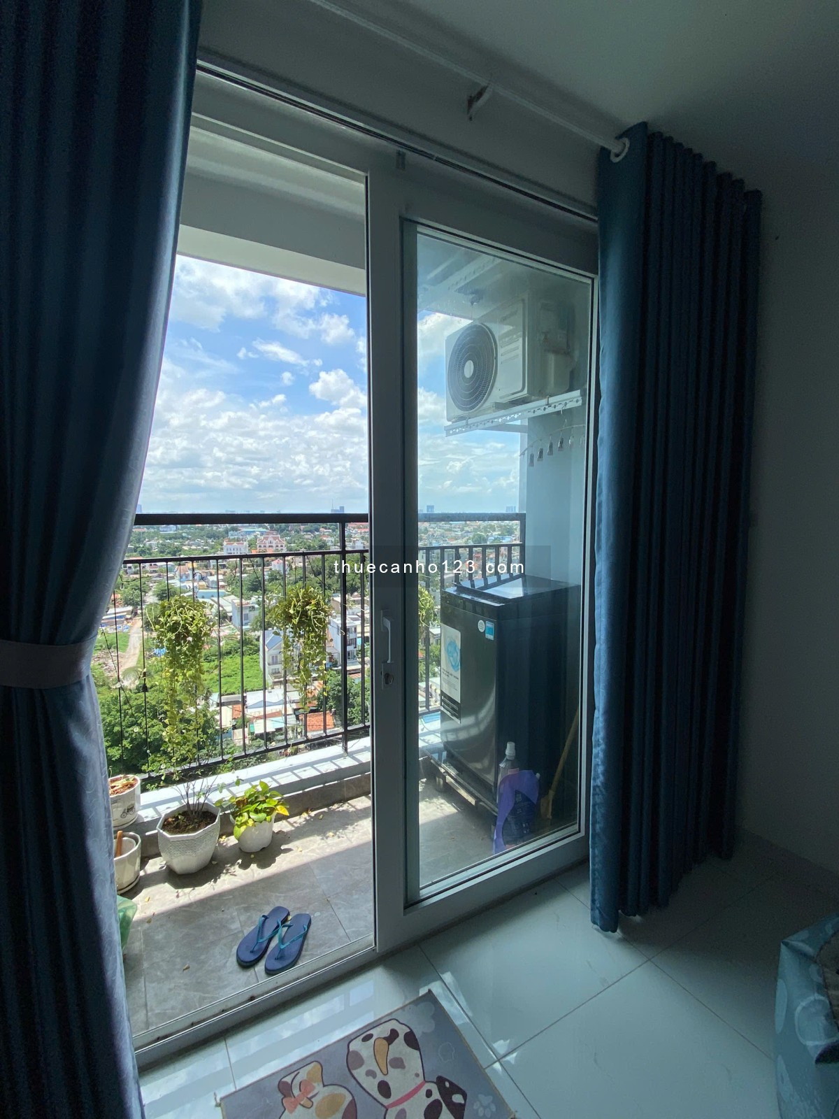 Cần cho nữ thuê 1PN trong căn hộ Vista Riverside