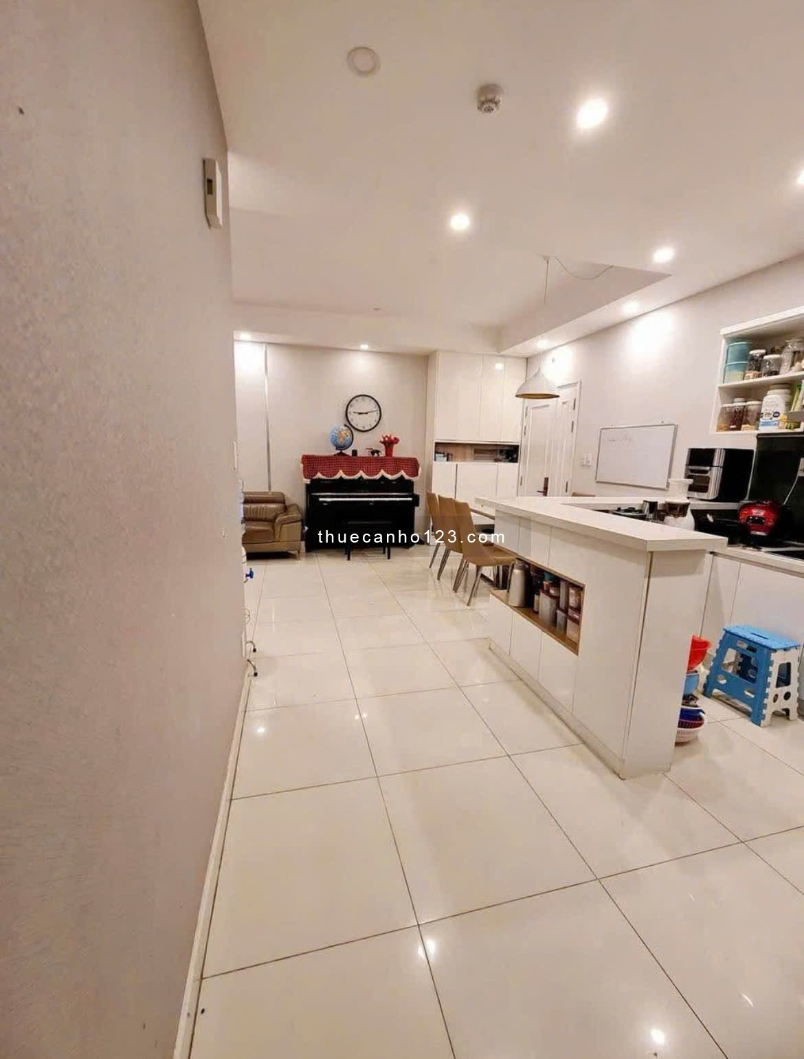 Chung cư Phúc Yên, 125m2, 3PN, 2WC, Full Nội thất, Căn Góc, Giá 12tr/tháng