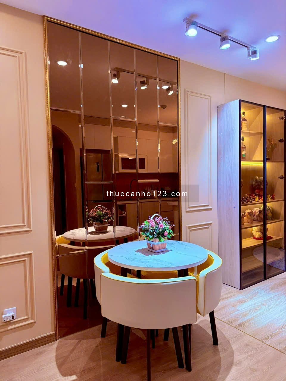 Thuê Chung Cư Celadon City Gần Aeon Mall – 2PN, View Đẹp, Chỉ Từ 13tr