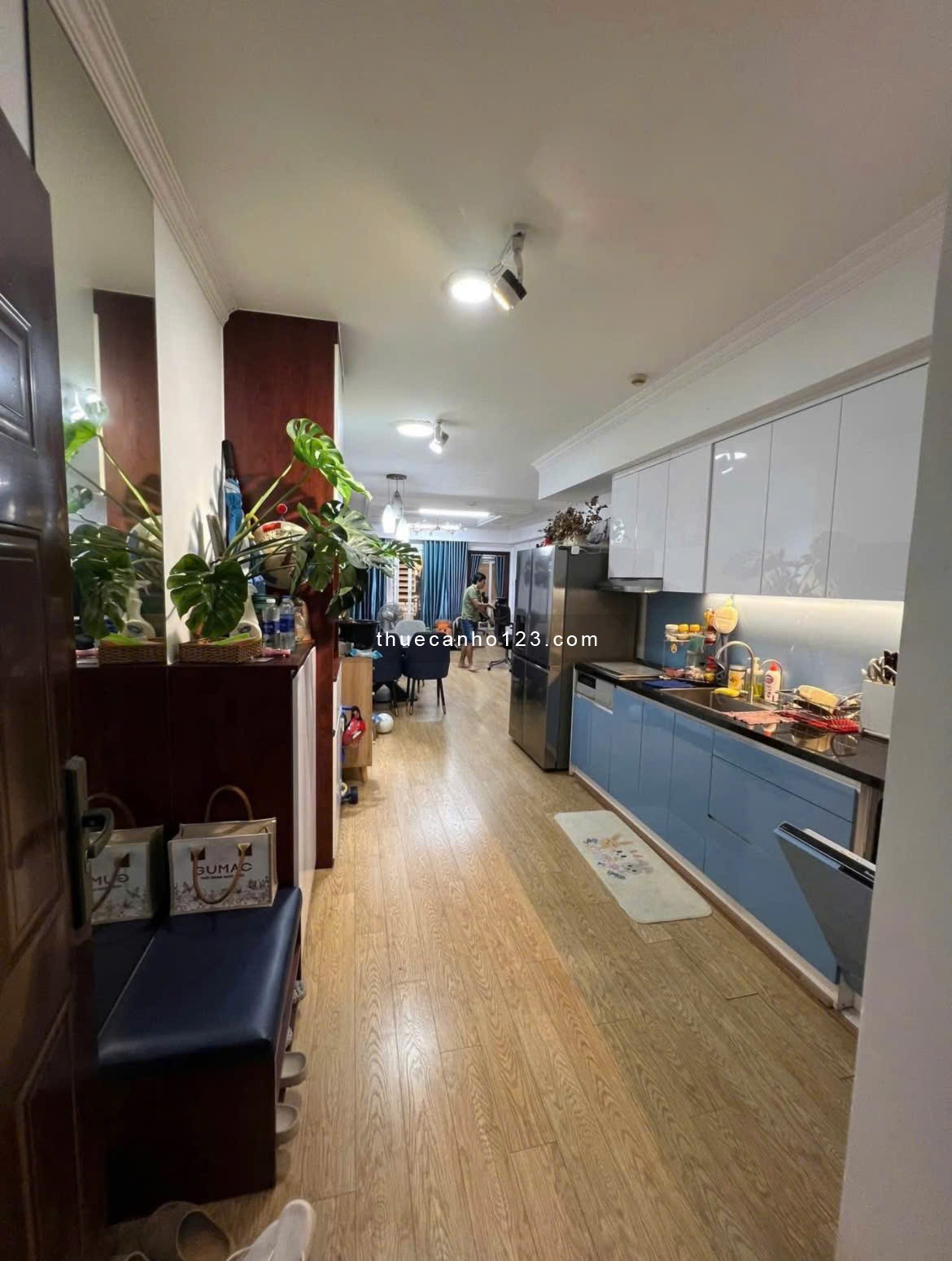 Chung cư Melody, 869 Âu cơ, Tân Phú: 78m2, 2p ngủ, 2wc, NT, 12tr/th