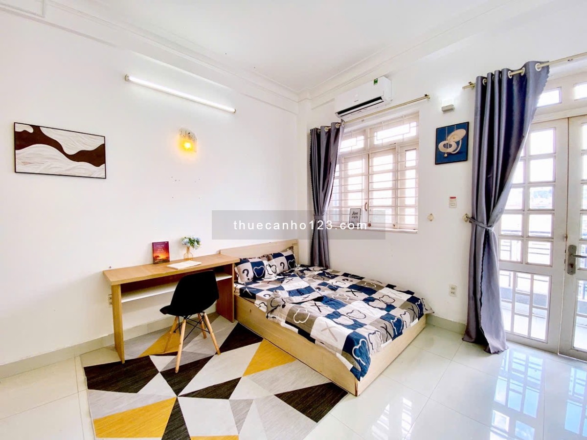 Hình thật giá thật Cho thuê căn hộ ban công, thang máy ngay tại trung tâm Quận 10