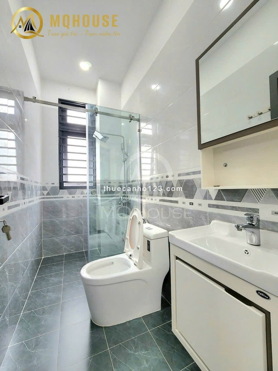 Căn hộ có ban công Tân Bình gần ĐH văn Hiến