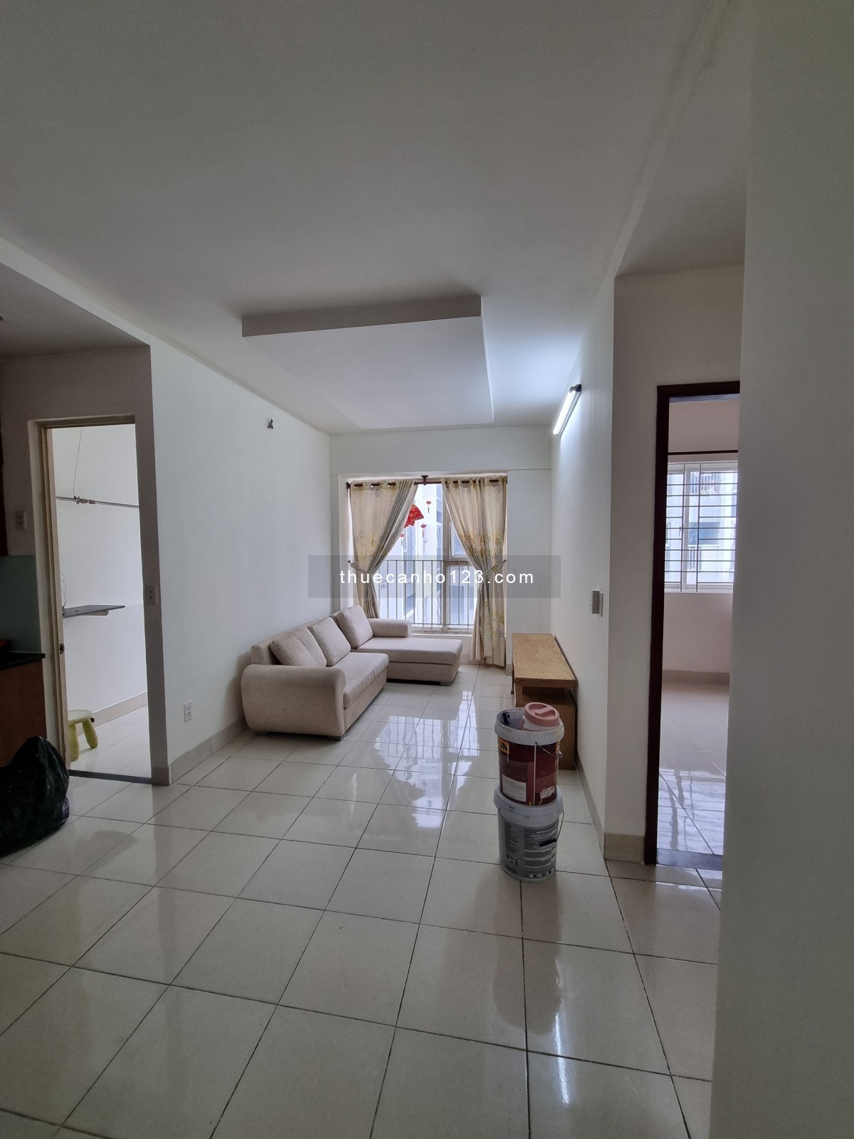 Cho thuê căn hộ góc tầng 10 chung cư Bình Trị Đông B (Hai Thành, Tên Lửa)