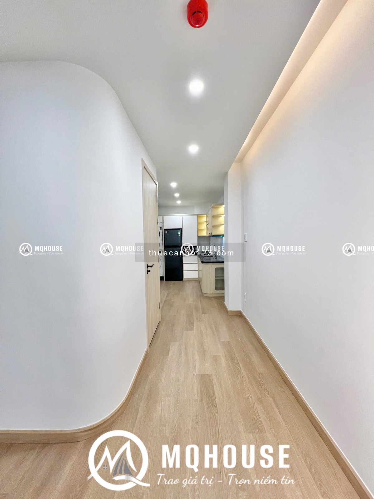 Căn hộ 2pn full nội thất gần Etown Cộng Hoà - 0909186134