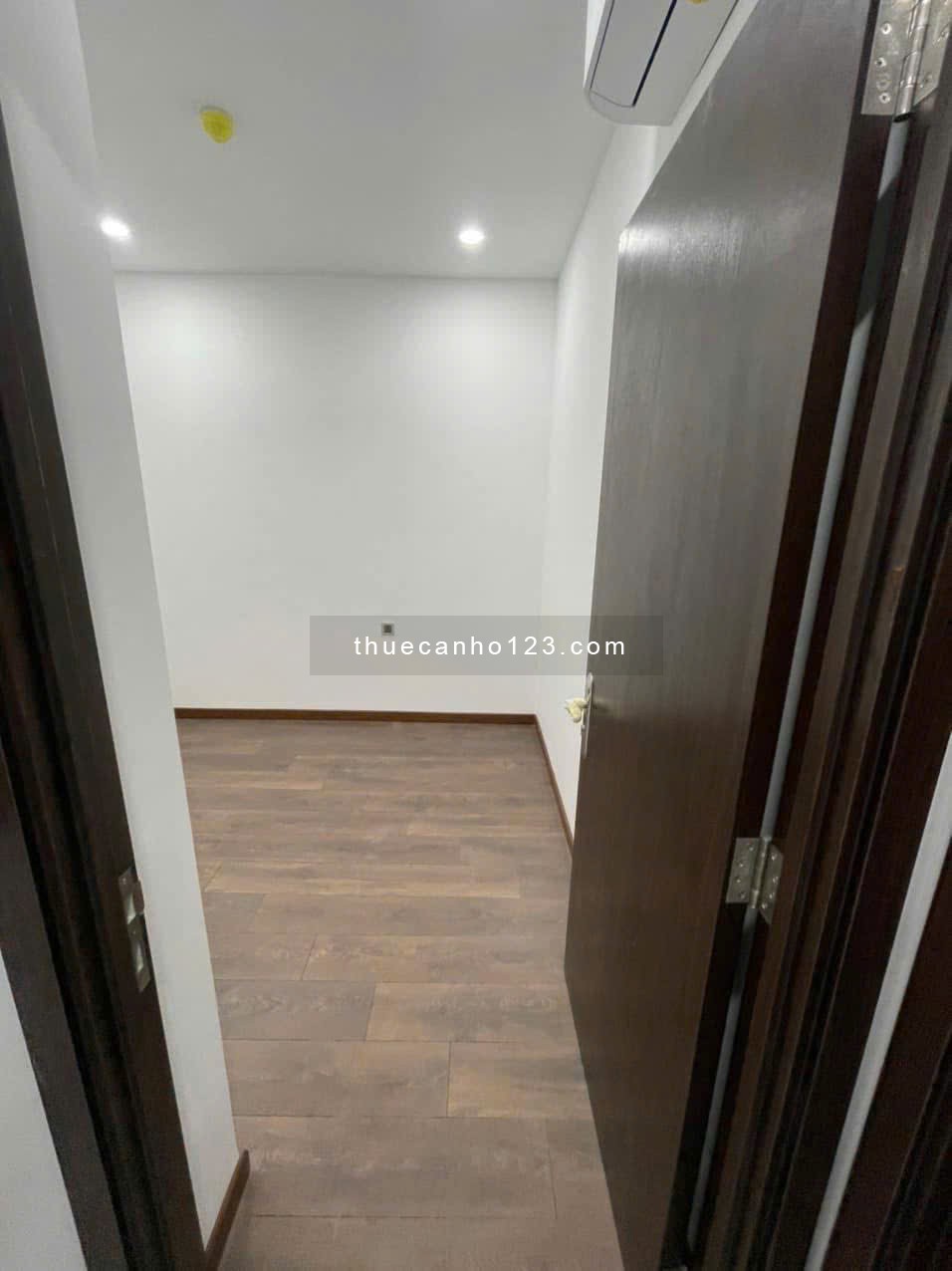 Carillon 2, Hòa Thạnh, Tân Phú : 71m2, 2p ngủ,9tr/th