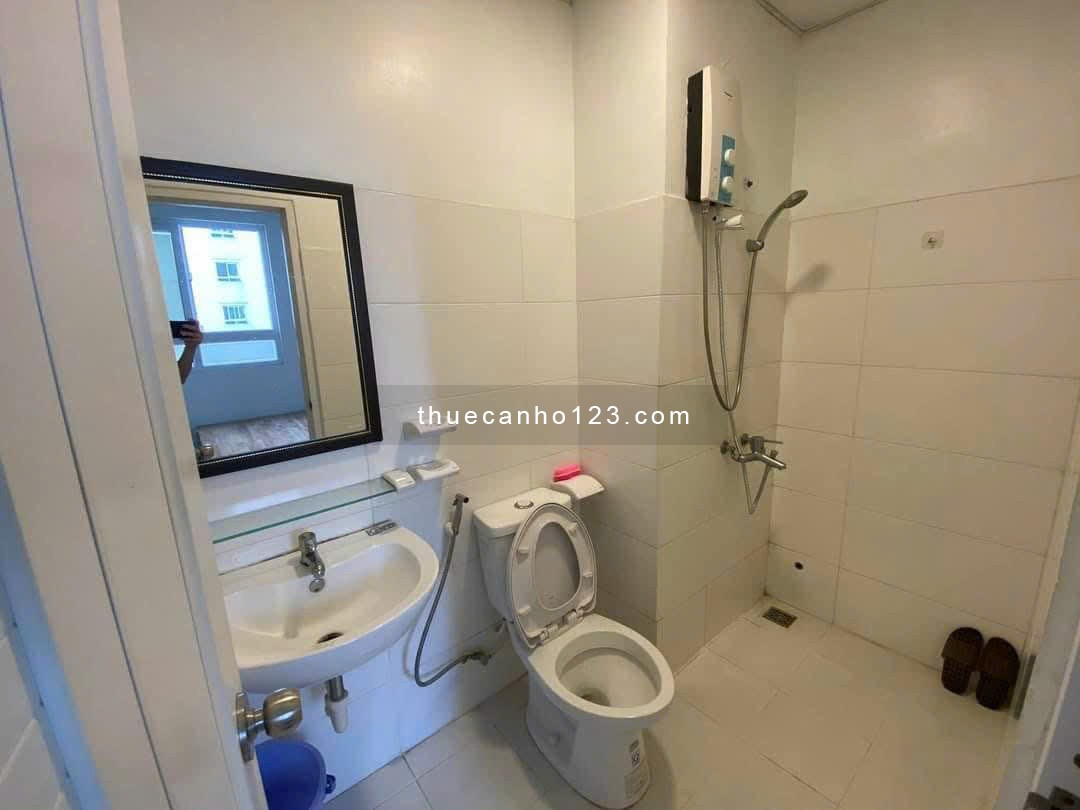 Chung cư Ngô Gia Tự, Hòa Hảo, Q10, 2PN, WC, 70m2, 10tr/tháng.