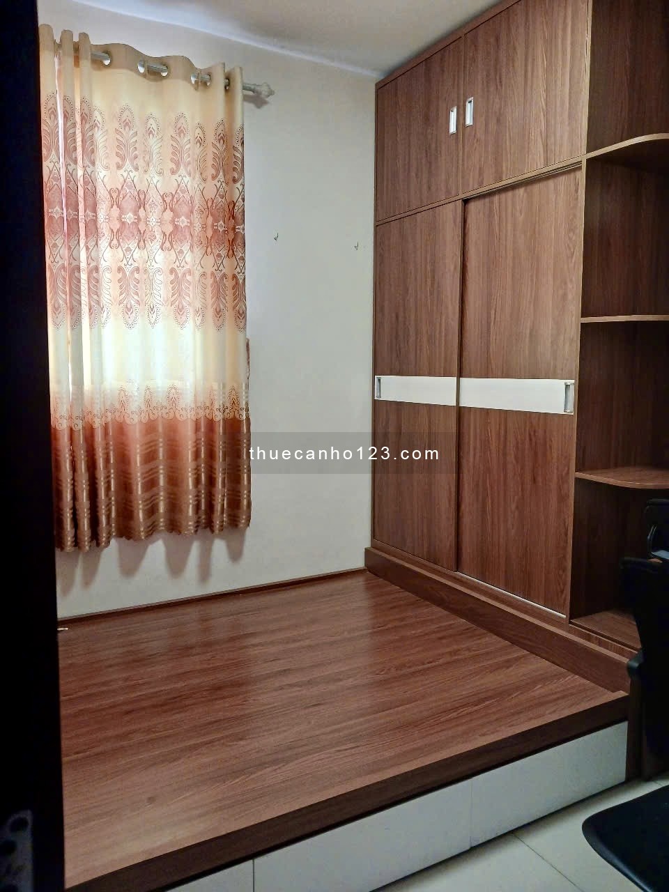 Cho thuê full nội thất CC Vision 62m2 - 2PN - 2 Ban Công - 6,2tr - Bá 0904 609 771