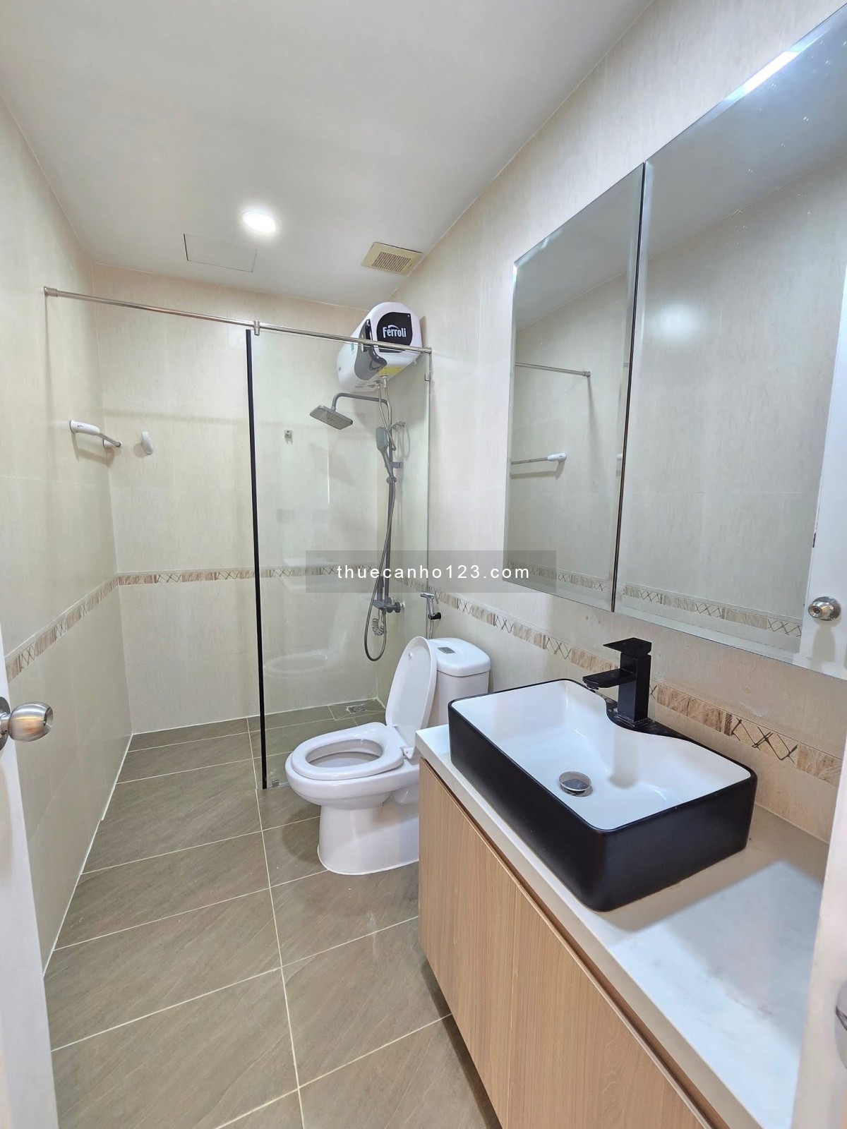 Cho thuê Sky Garden 3 , 3PN 2WC full nội thất nhà rất đẹp mới 100% giá 19tr/ tháng