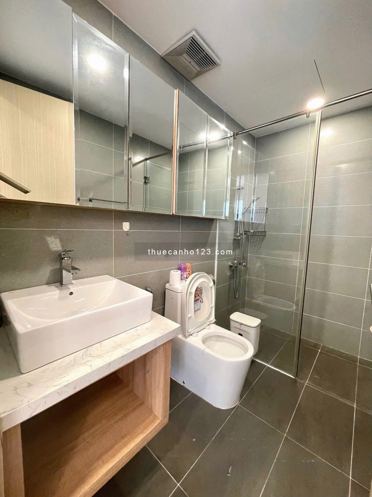 Cho thuê Sunrise Riverside - Nhà Bè2PN 2WC full nội thất giá 15tr/ tháng