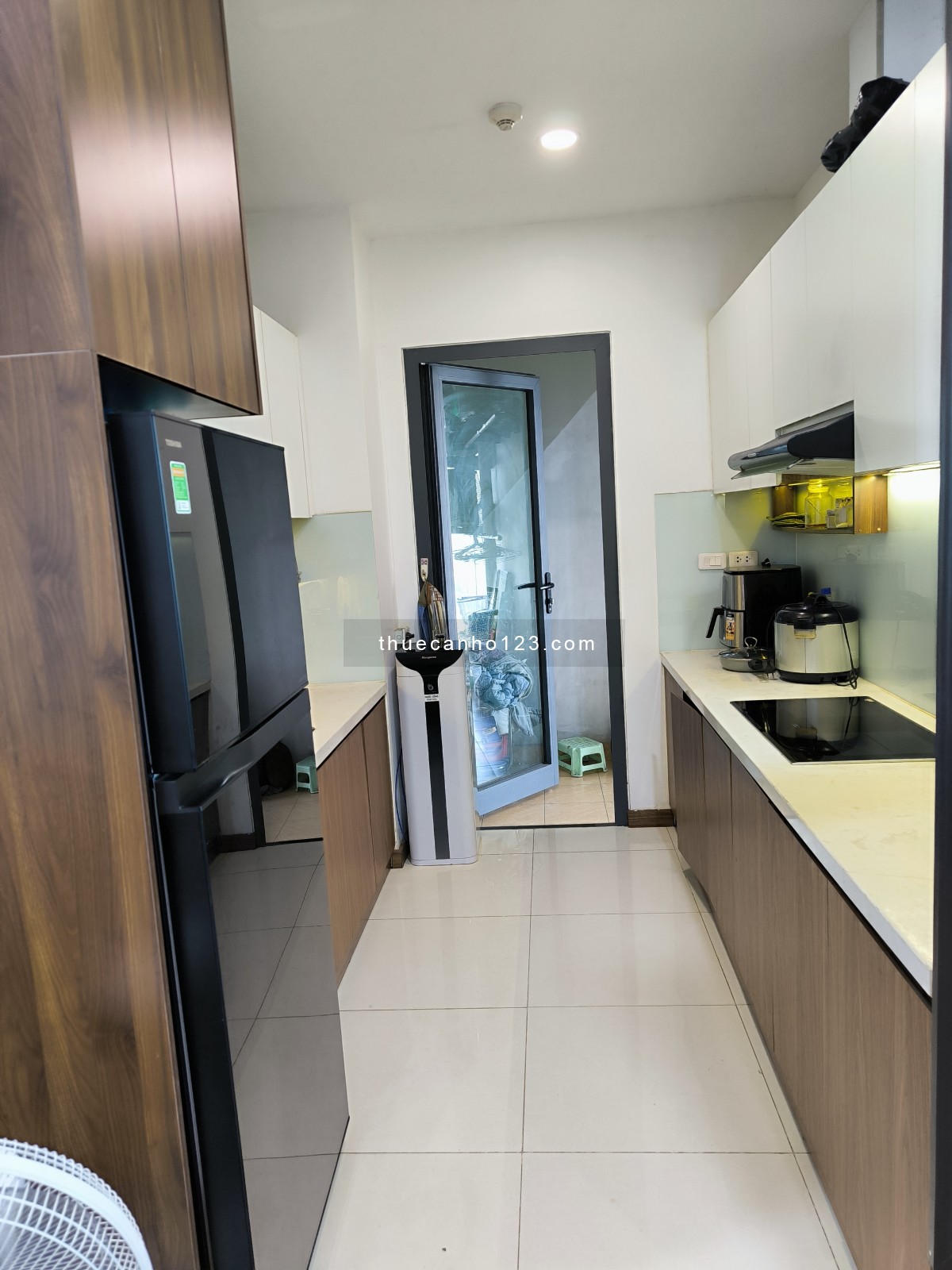 Cho thuê Chung cư 95m2, 3PN, Nội thất đầy đủ, Ecogreen Ng.Xiển, HN, 15,5 triệu