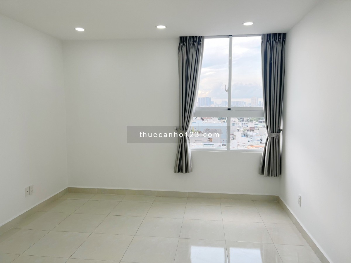 Cho thuê chung cư Khuông Việt Đầm Sen, căn góc 3PN view công viên rất mát