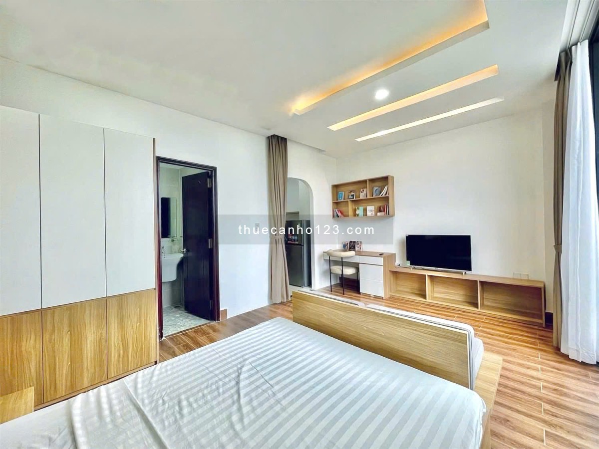 Căn hộ 1PN bancol - Nội thất hiện đại, thang máy, nhà mới - Vòng xoay Điện Biên Phủ, tiện qua Q1