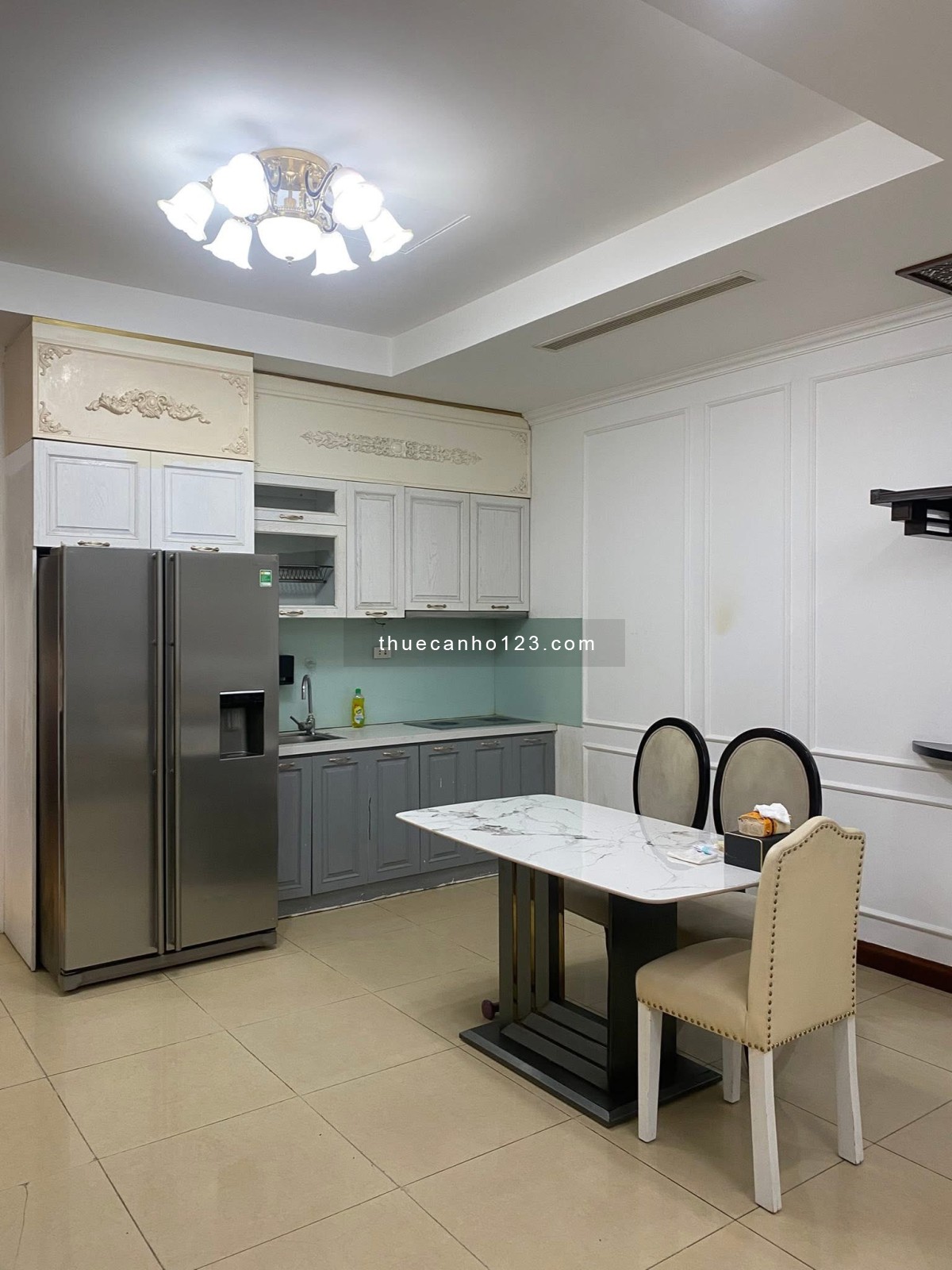 Cho thuê 3 ngủ giá rẻ tại ROYAL CITY