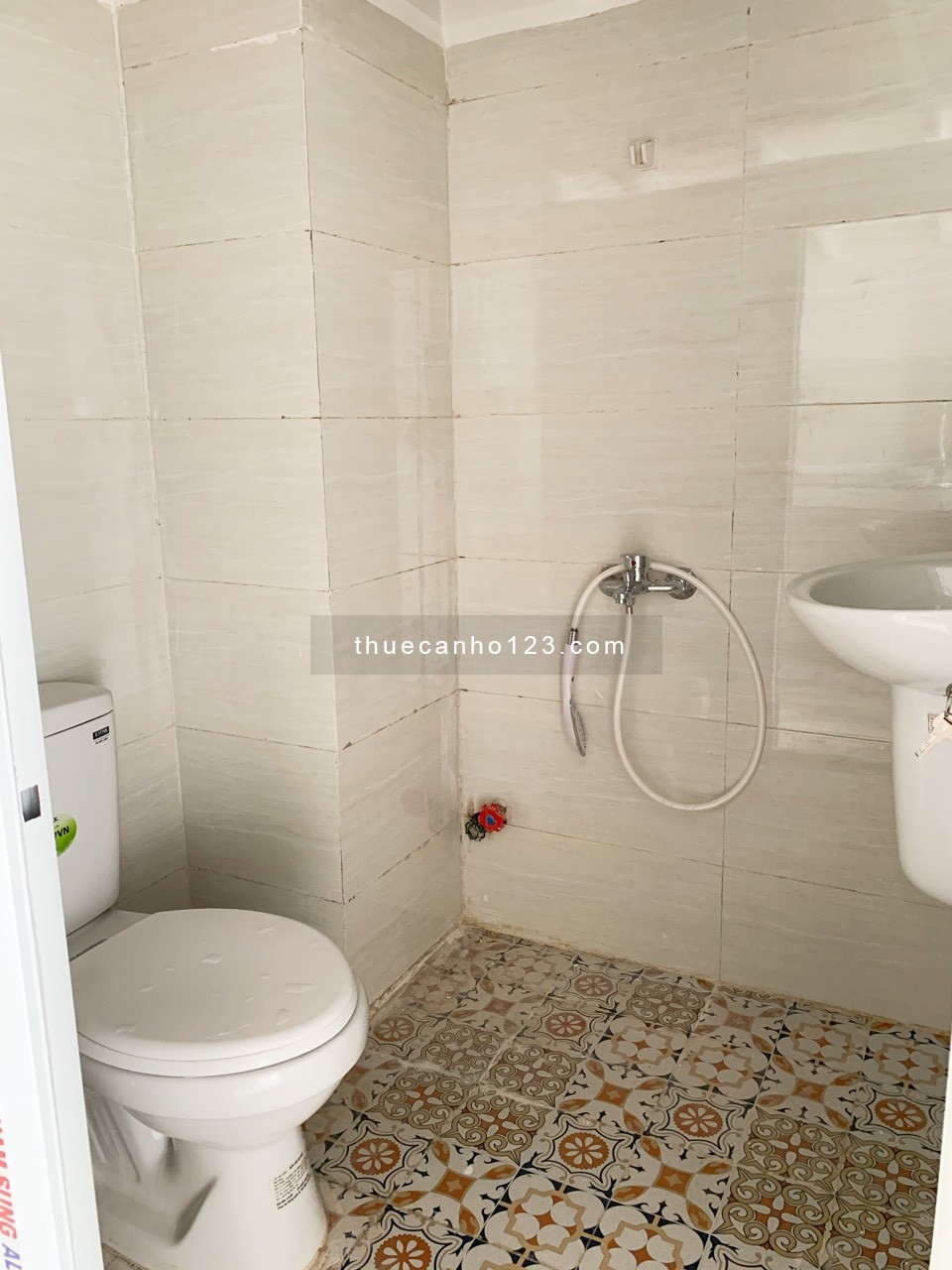 Cho thuê căn hộ mini 35m2 Phạm Văn Đồng Thủ Đức có máy lạnh