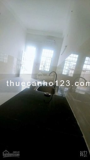 Cho thuê căn hộ mini 35m2 Phạm Văn Đồng Thủ Đức có máy lạnh