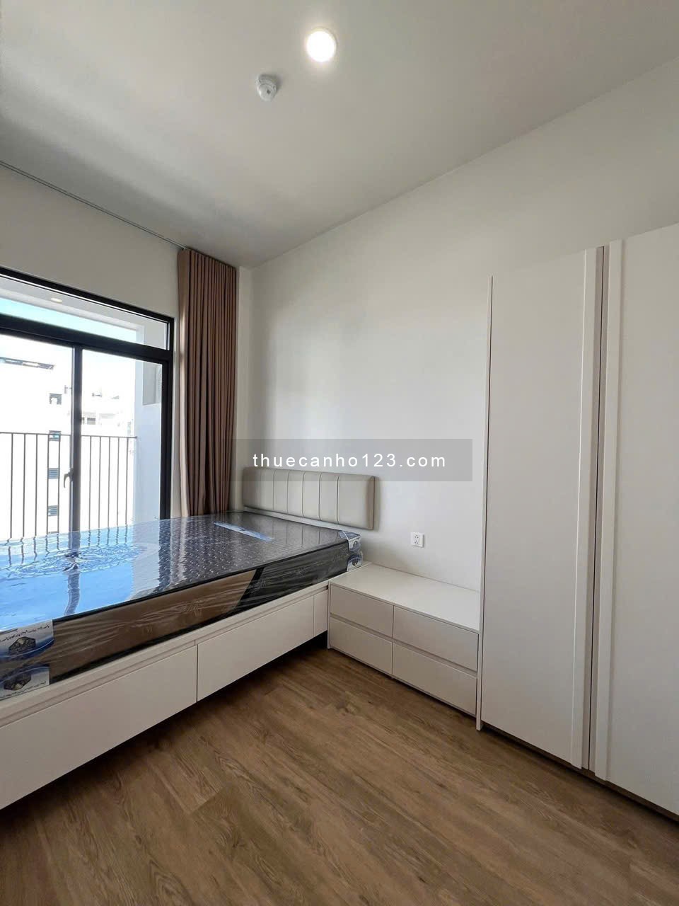 Căn 1PN Full NT - Vị Trí Tân Quy - Gần ĐH UFM, TDTU, RMIT, NTTU, Cầu Kênh Tẻ, Cầu Him Lam