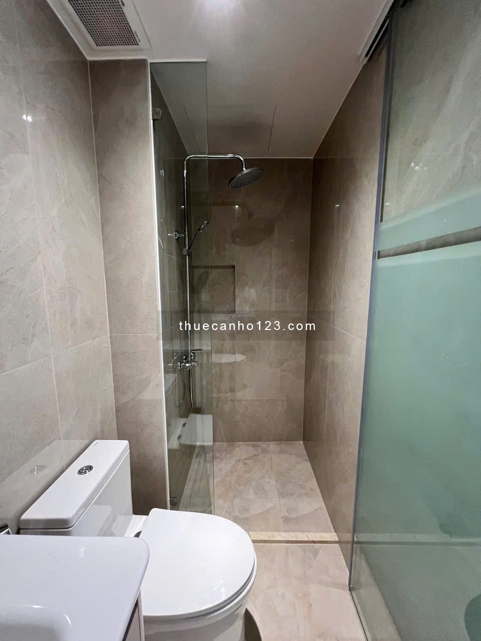 Căn 1PN Full NT - Vị Trí Tân Quy - Gần ĐH UFM, TDTU, RMIT, NTTU, Cầu Kênh Tẻ, Cầu Him Lam