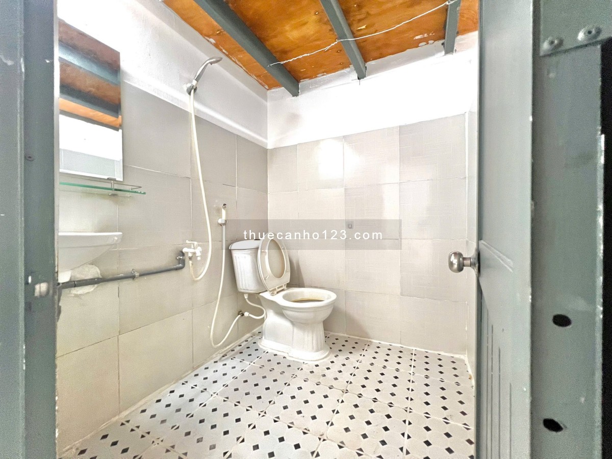 Ngay Phan Huy Ích P15 Tân Bình Có phòng đẹp giá sinh viên