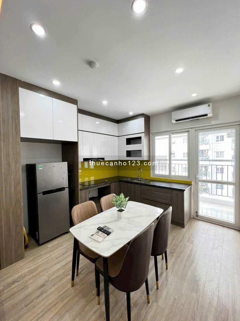 Chung cư PN-Techcons, Hoa Sứ, Phú Nhuận: 98m2, 18tr/th, 2p ngủ, 2wc