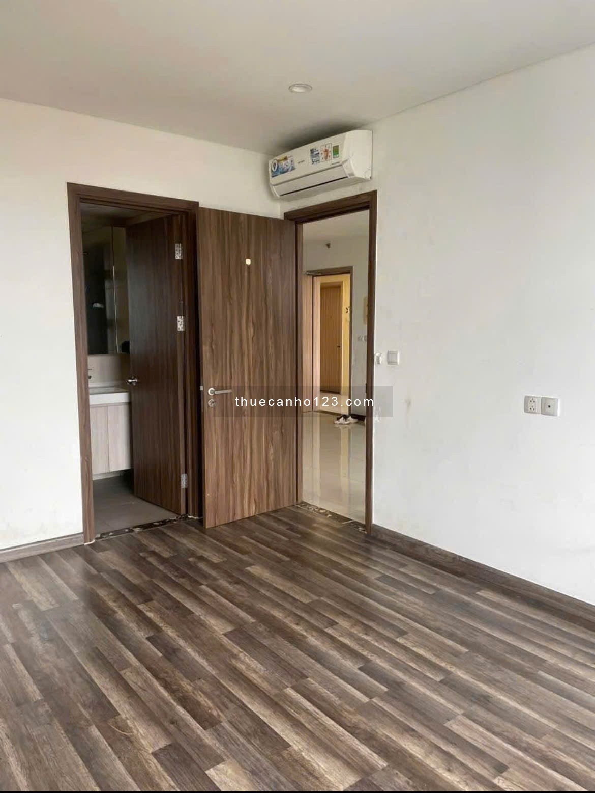 Topaz Garden, Trịnh Đình Thảo, Tân phú: căn 2p ngủ, 1wc, Nt, 9tr5/th