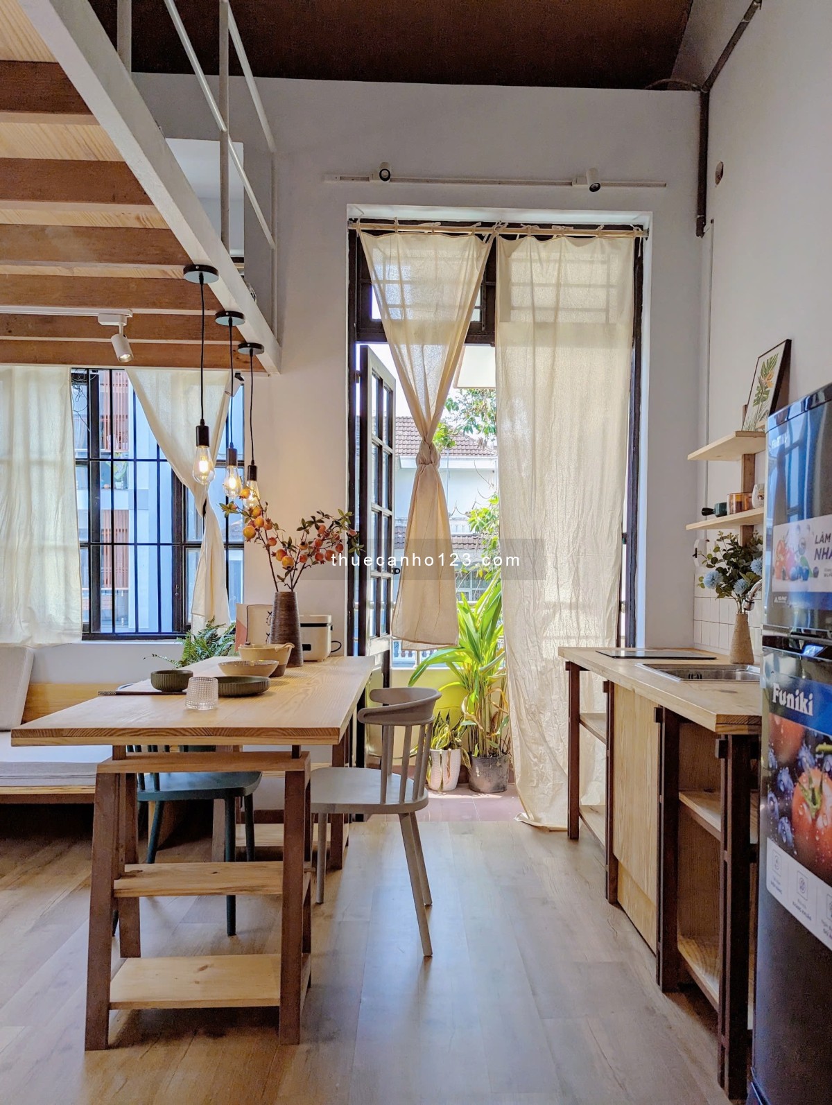 Cho Thuê Căn Hộ Duplex Gác Gỗ Nghệ – Tân Bình – Gần Sân Bay & ĐH Văn Hiến, HUTECH