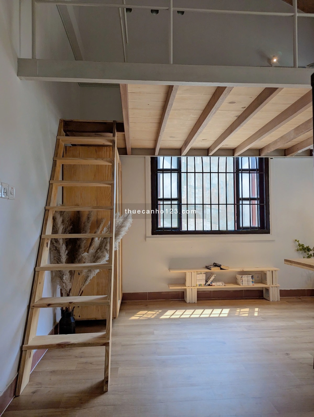 Cho Thuê Căn Hộ Duplex Gác Gỗ Nghệ – Tân Bình – Gần Sân Bay & ĐH Văn Hiến, HUTECH