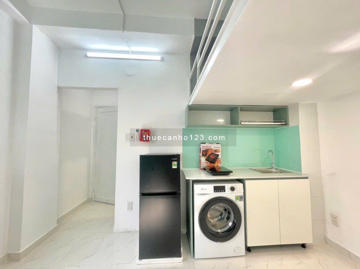 Cho thuê căn hộ thang máy hầm xe full nội thất ngay trường UEH cơ sở B