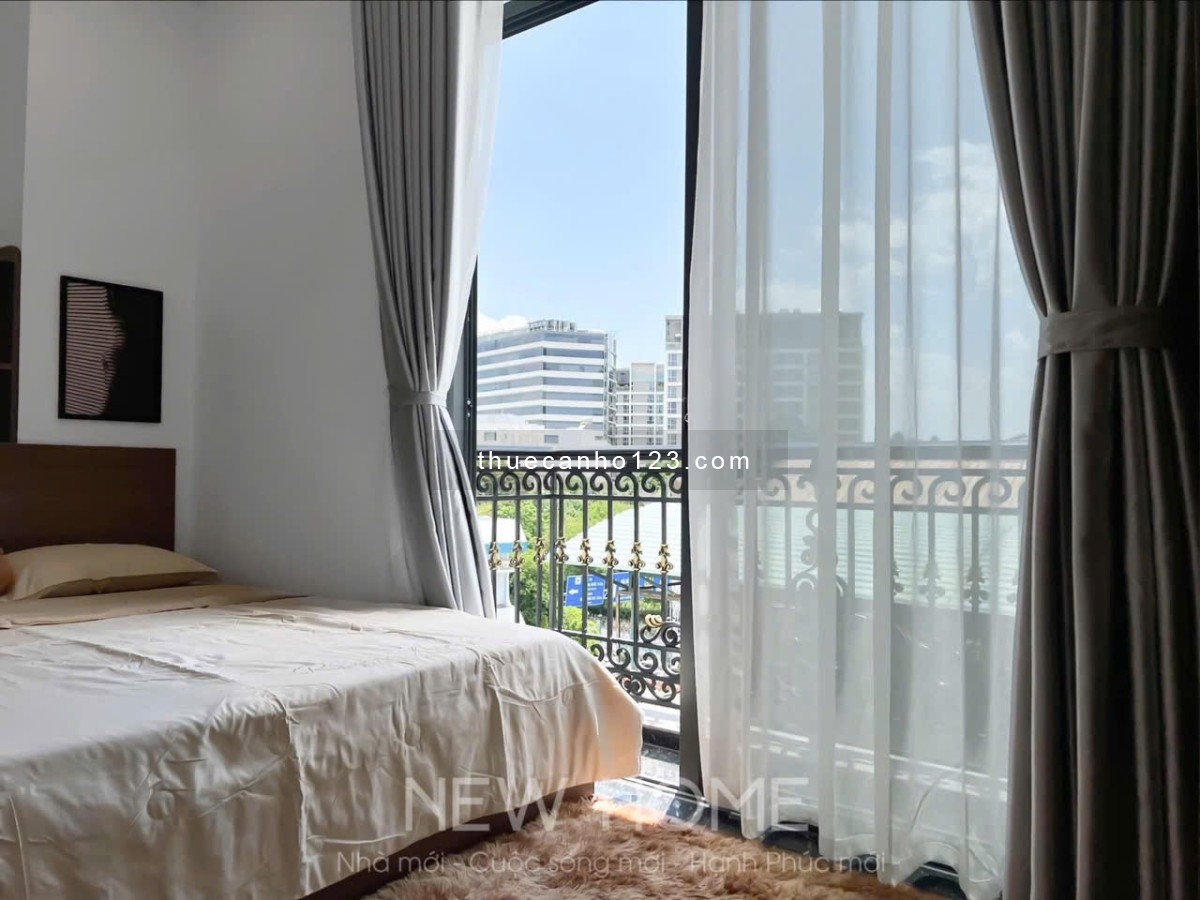 Căn hộ xịn xò full nội thất có ban công Tân Bình gần công viên Gia Định
