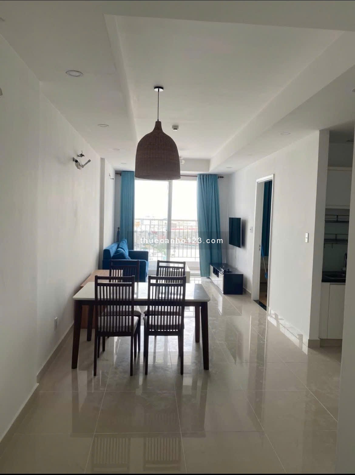 Carillon 2, Trịnh Đình Thảo, Hòa Thạnh, Tân Phú : 87m2, 2p ngủ,10tr/th