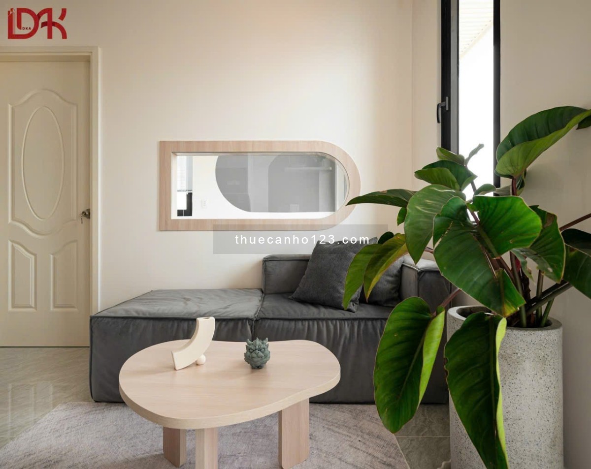 Căn Hộ 1 Phòng Ngủ(1PN) Ban Công nội thất như hình ở Bùi Đình Tuý Bình Thạnh