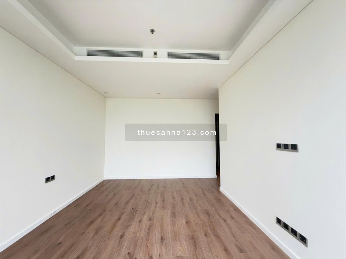 Cho thuê căn hộ Sarina, view công viên và view thành phố. Phường Thủ Thiêm, Thủ Đức