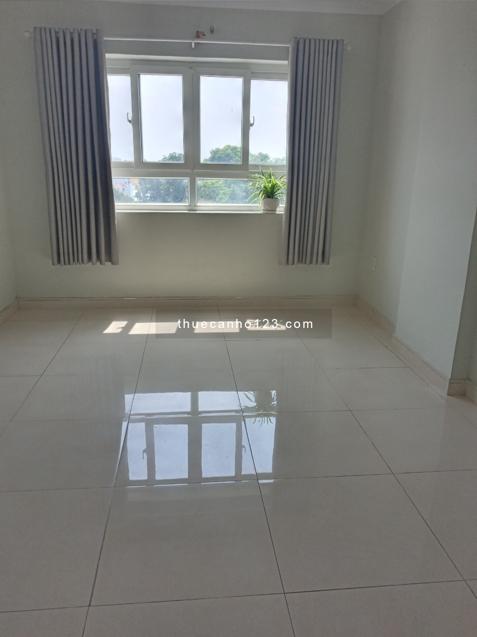 Căn 2PN, Hiệp Thành Building Q12 - Giá 6,7 tr/th