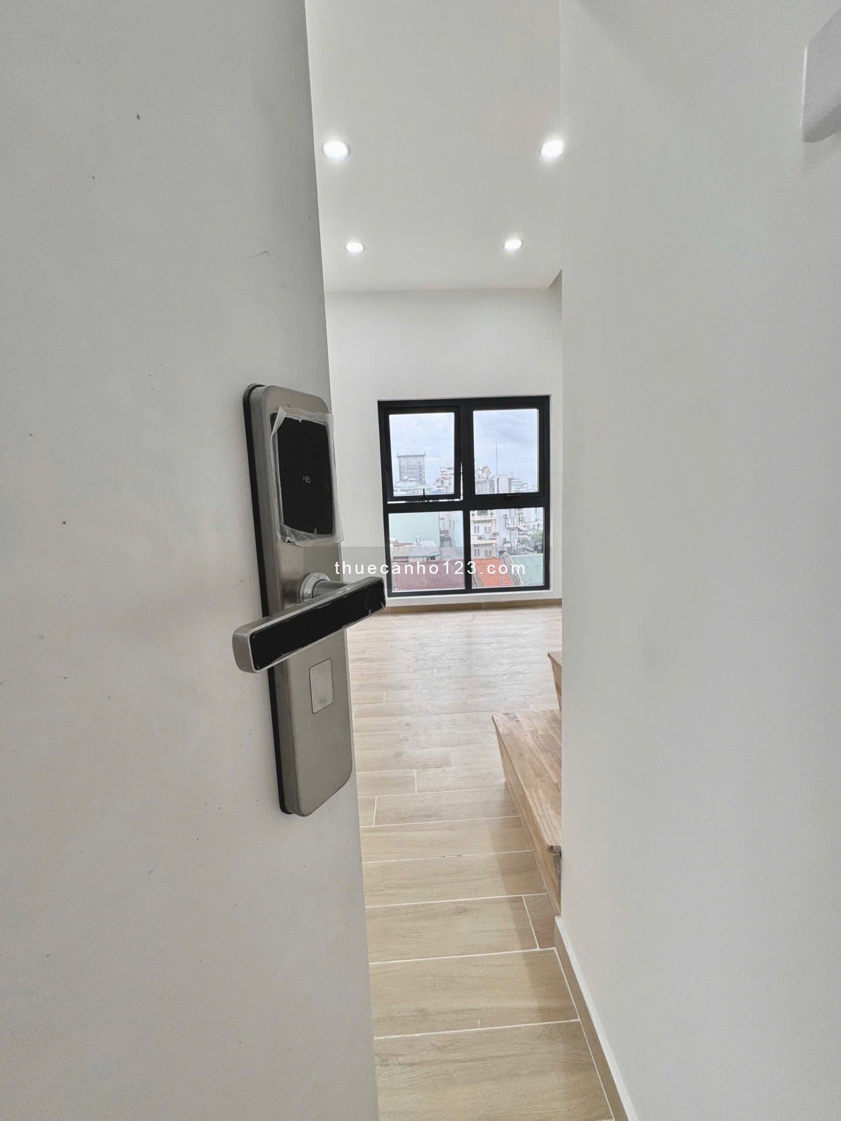 Căn Hộ Mới Xây Ngay Hai Bà Trưng, Tân Định Quận 1 Dạng Phòng Duplex/ Gác Cao Có Thang Máy, Bảo Vệ