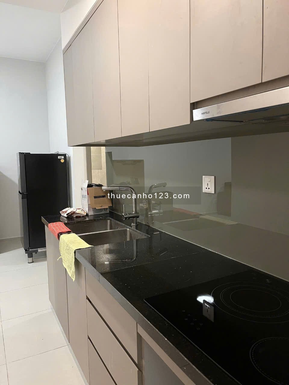 Chung cư Kingston, Hoàng Văn Thụ, PN: 2p ngủ, full nội thất, 90m2, 18 triệu