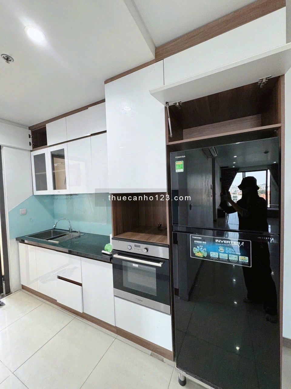 Satra Eximland,Phan Đăng Lưu, Phú Nhuận: 101m2, 2p ngủ lớn, NTCC, 18tr/th