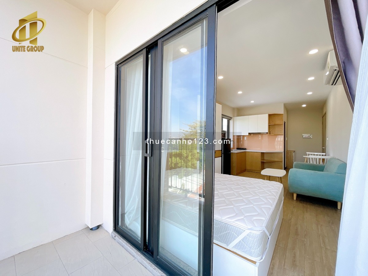 Căn STUDIO ban công siêu rộng gần các trường ĐH UFM, TDT, RMIT, KCX Tân Thuận, Lotte, Crescent Mall,