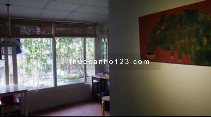 Cho thuê căn hộ view hồ, chính chủ