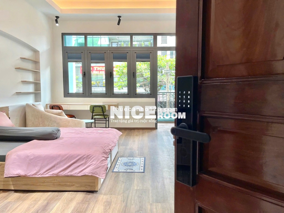 Khai trương CH bancol 40m2 - View landmark, nhà mới 100%, full tiện nghi - Nguyễn Gia Trí