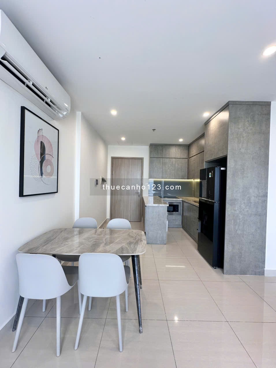 CHO THUÊ căn hộ 2PN, Vinhomes Grand Park Quận 9 Full nội thất. Giá chỉ 7,5 triệu/tháng