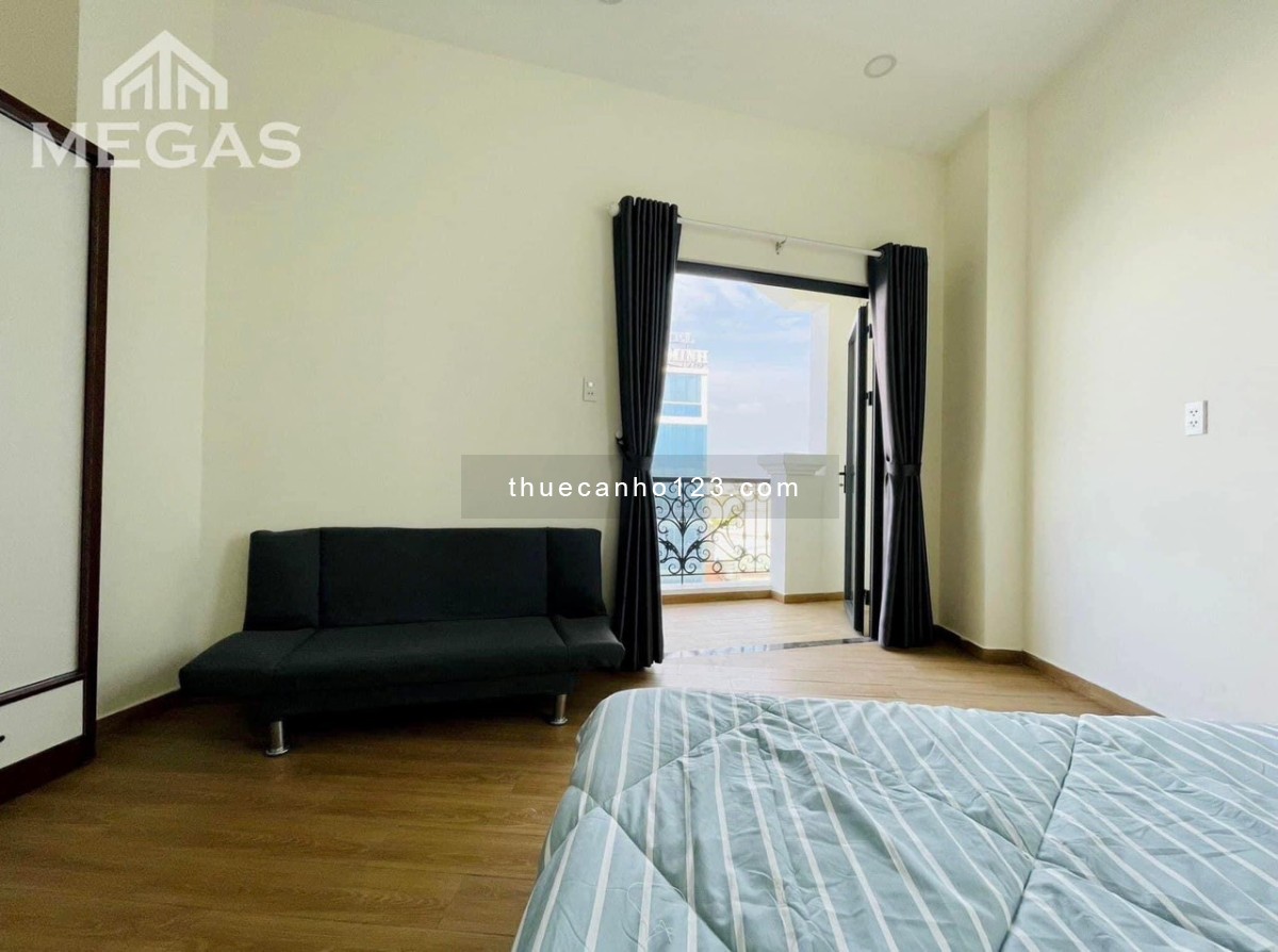 Căn Hộ 2 Phòng Ngủ Ban Công Thoáng Mát, Full Nội Thất. Toà Nhà Cao Cấp, Thang Máy, Hầm Xe, Bảo Vệ.