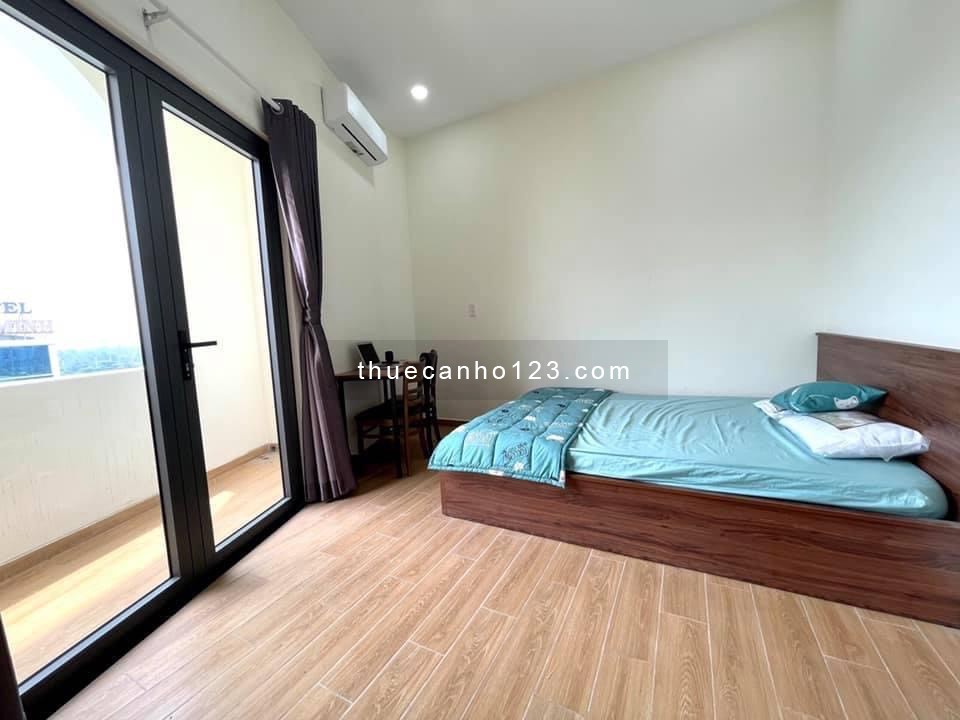 Căn Hộ 2 Phòng Ngủ Ban Công Thoáng Mát, Full Nội Thất. Toà Nhà Cao Cấp, Thang Máy, Hầm Xe, Bảo Vệ.