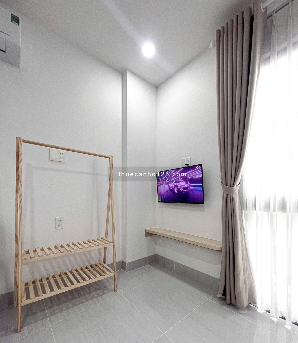 Căn Hộ Mới, Full Nội Thất Thoáng Mát. Ngay Cầu Thị Nghè - Quận 1. Thang Máy, Hầm Xe. Giá Thật.