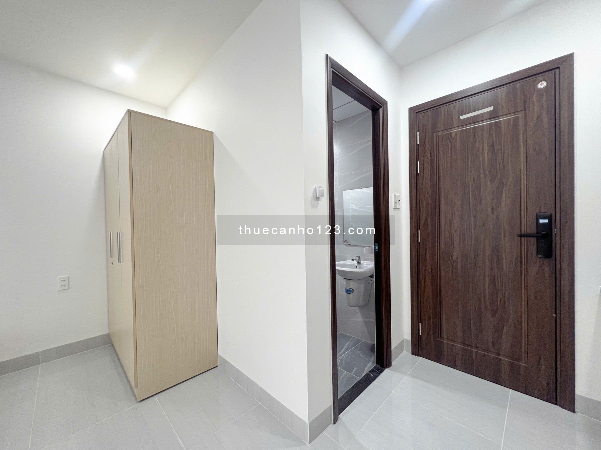 Căn Hộ Mới, Full Nội Thất Thoáng Mát. Ngay Cầu Thị Nghè - Quận 1. Thang Máy, Hầm Xe. Giá Thật.