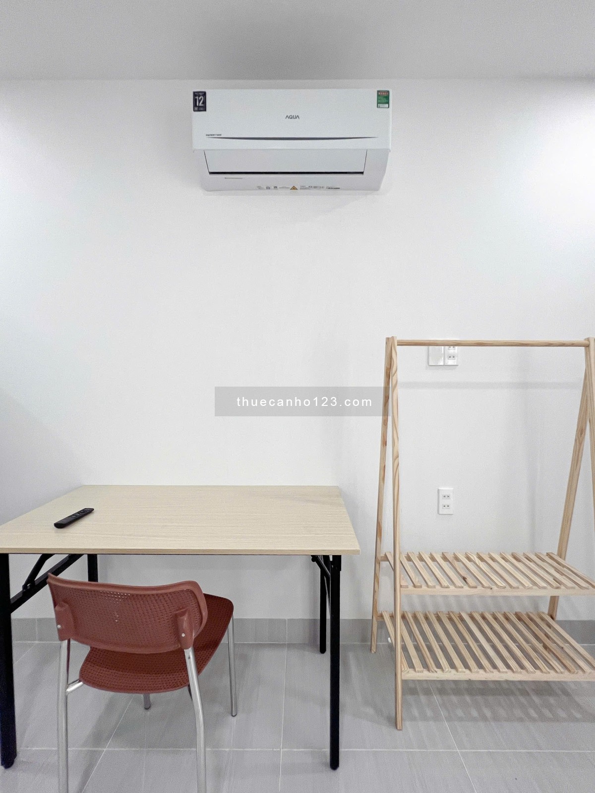 Căn Hộ Mới, Full Nội Thất Thoáng Mát. Ngay Cầu Thị Nghè - Quận 1. Thang Máy, Hầm Xe. Giá Thật.